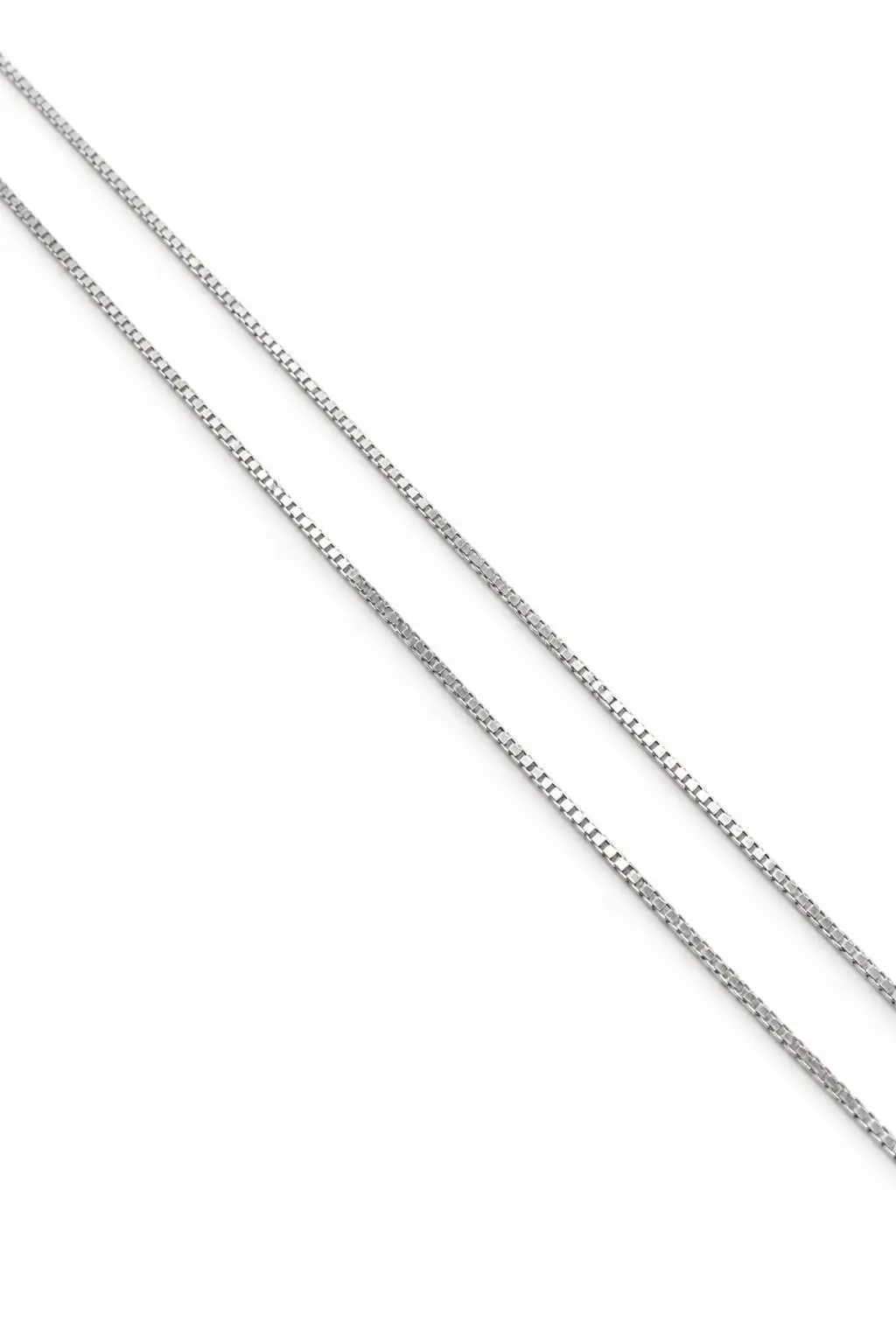 Silver | The Sparkling Box Chain